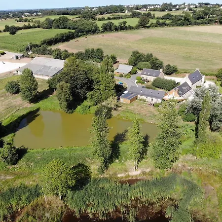 Gites De La Haie Plouégat-Moysan Exterior foto