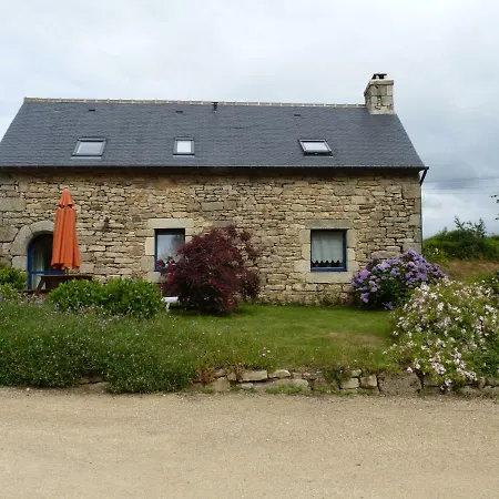 Gites De La Haie Plouégat-Moysan Exterior foto